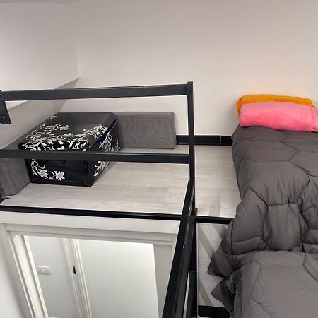 ホテル Lux House Naples Airport エクステリア 写真