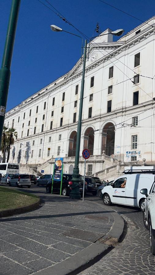 ホテル Lux House Naples Airport エクステリア 写真