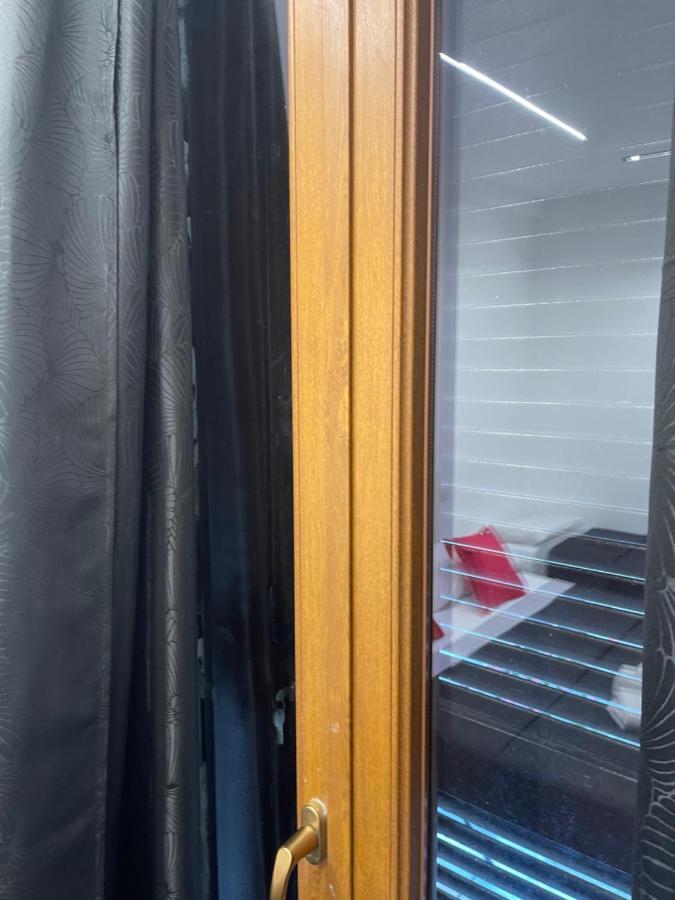 ホテル Lux House Naples Airport エクステリア 写真
